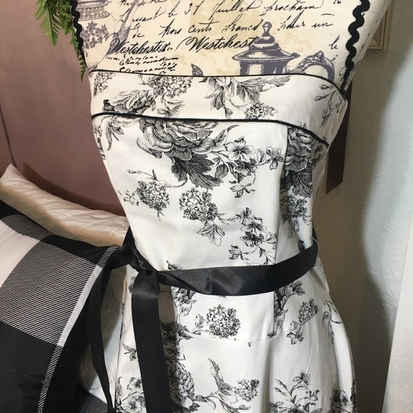 TeezeMe strapless dress. White with black floral print. - Picture 2 of 8